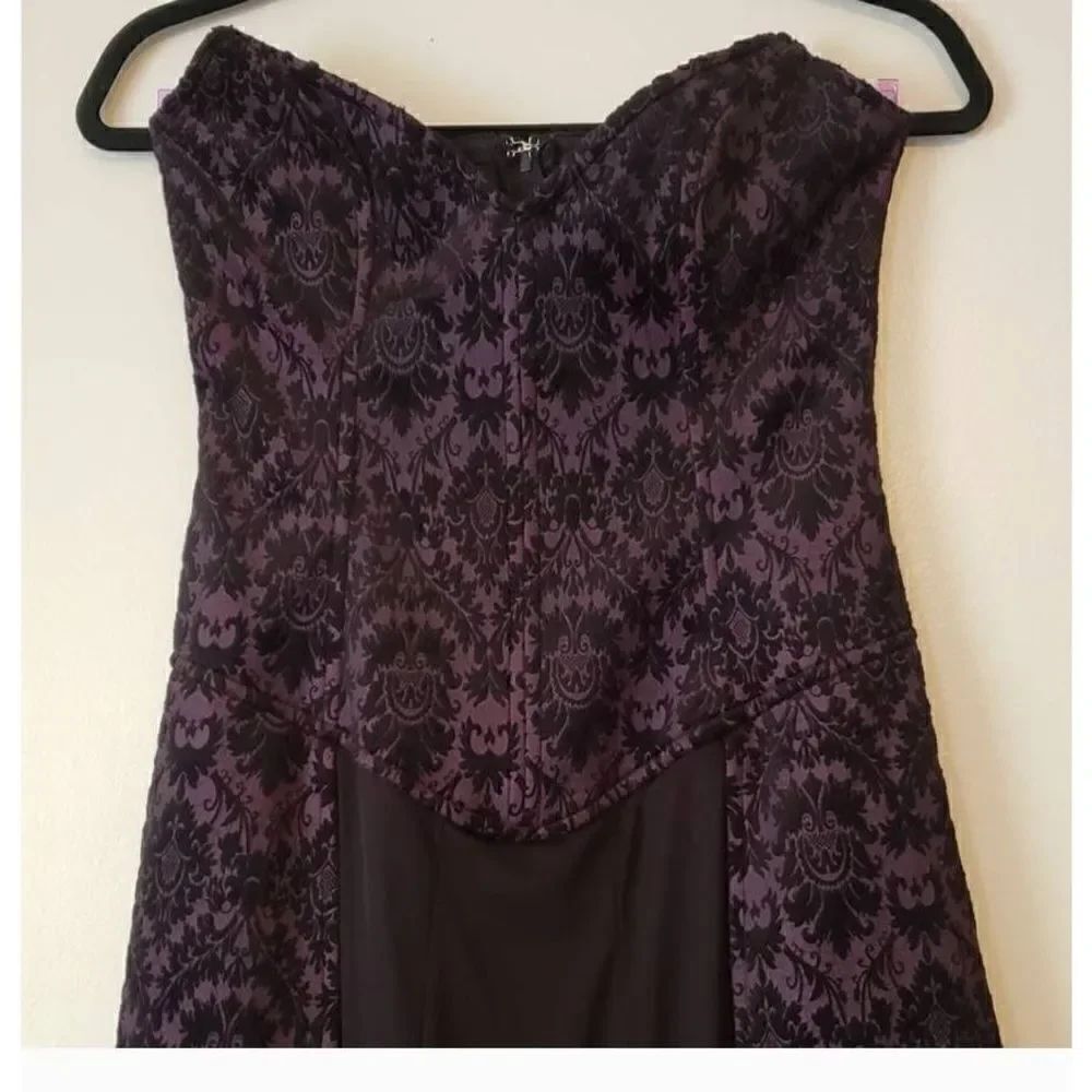 Lip Service Quoth the Raven Dress - Picture 8 of 10